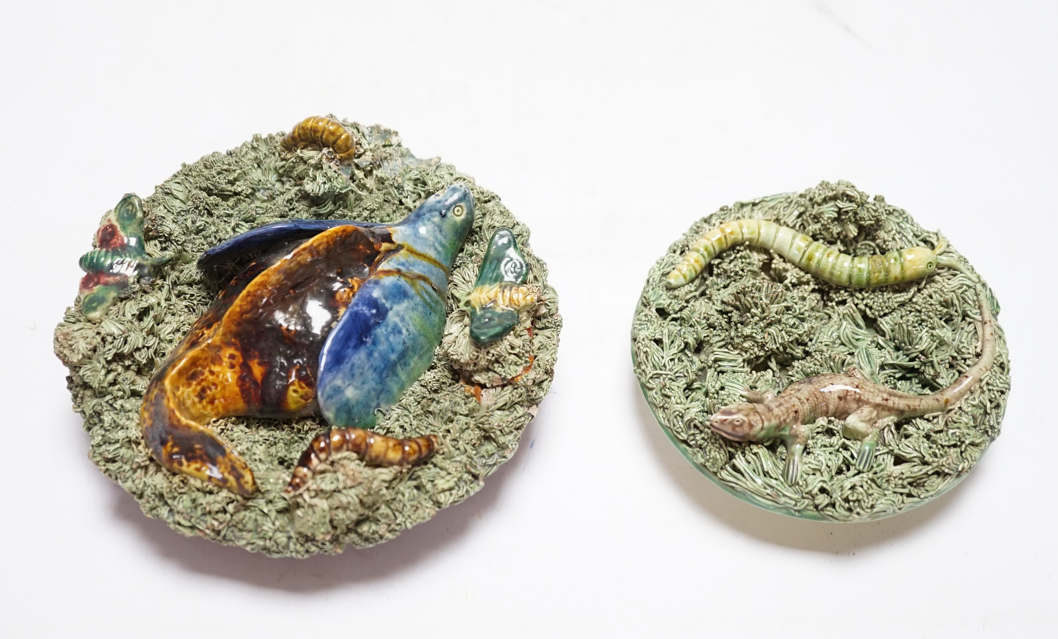 Two small Caldas Da Rainha Palissy ware dishes, decorated with invertebrates, amphibians and insects, largest 15cm diameter